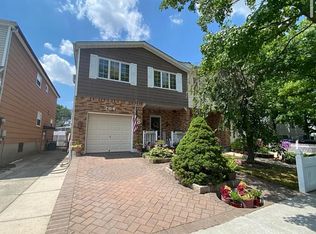 264 Sandalwood Dr #3, Staten Island, NY 10308