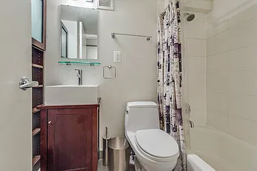 Rented by iList, LLC