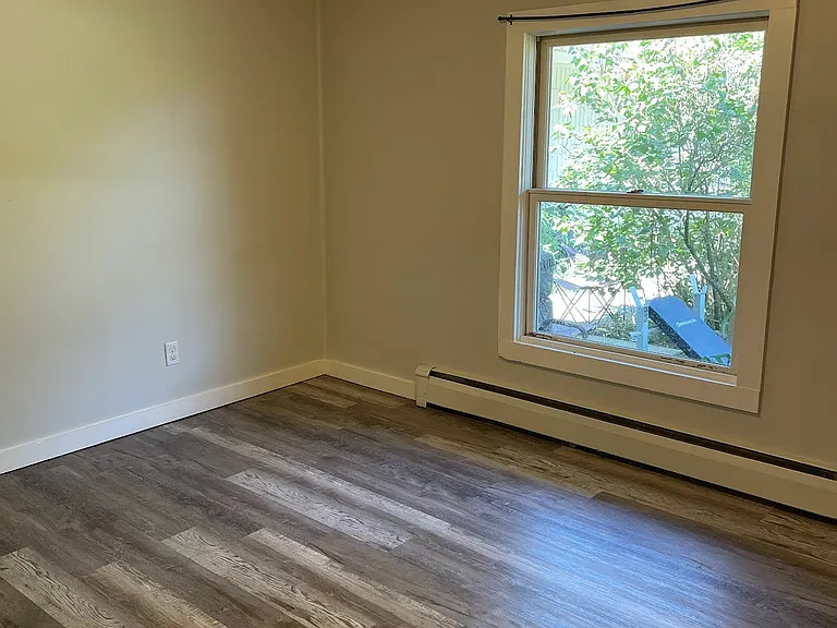 93 Riverview Dr #24 — Photo 5