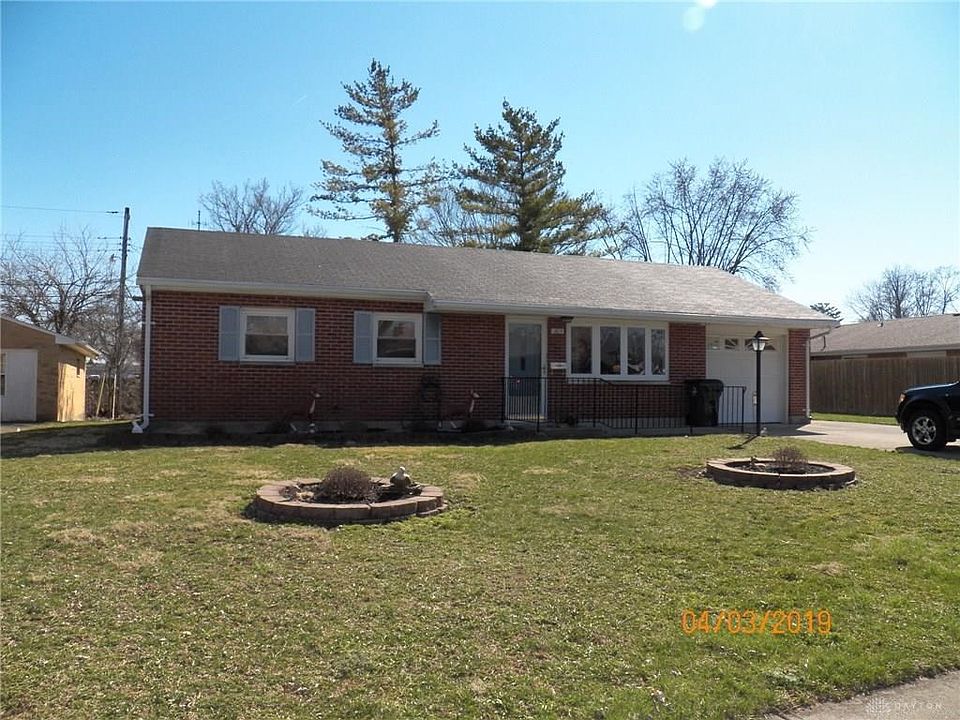 1st image of 105 Charles Pl