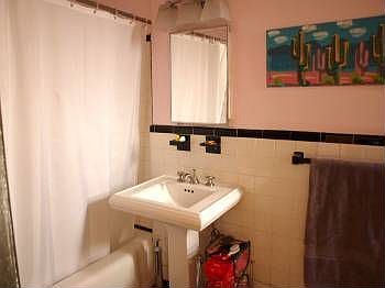 4th image of 34-10 75th St #6F