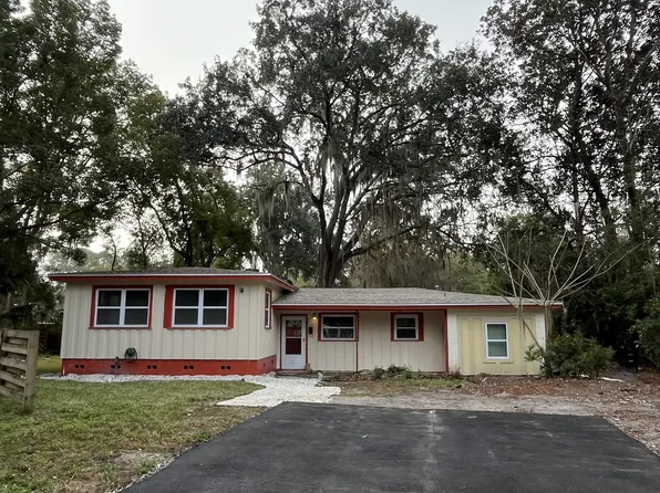 1109 NE 5th Pl, Gainesville, FL 32601