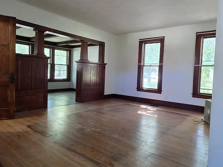 309 Cleveland Ave E — Photo 8