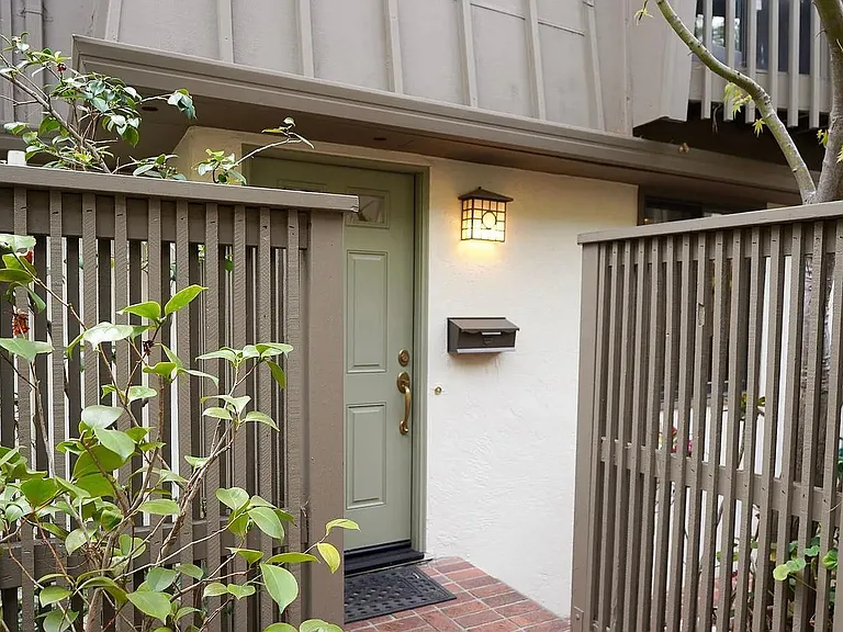 917 Hough Ave #5 — Photo 21