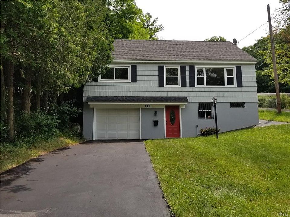 1st image of 111 Sunrise Dr