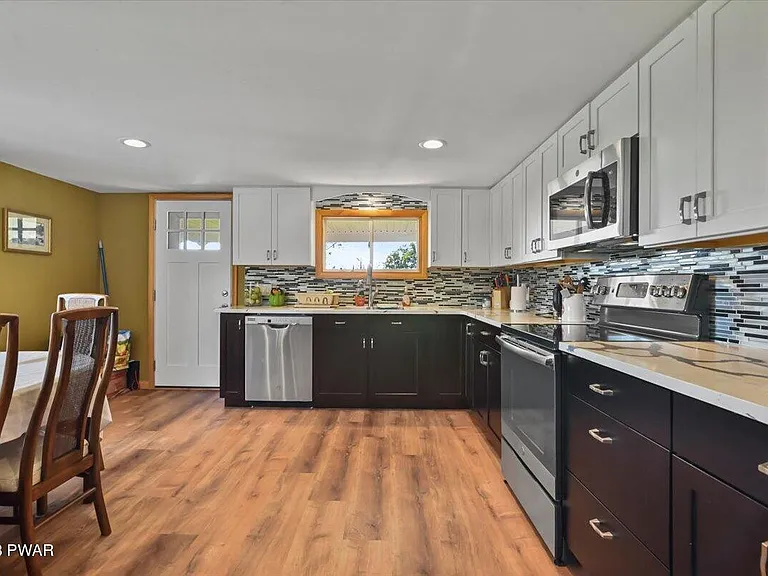 853D Spring Hill Rd — Photo 14