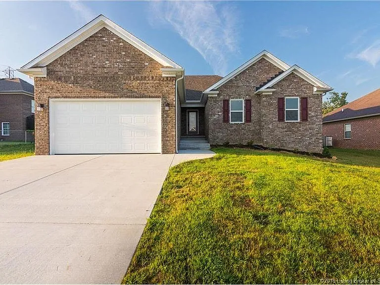 454 Pine Drive Cir — Photo 3