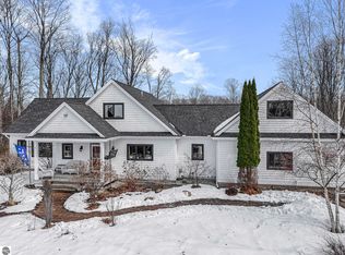 4077 E Yule Tree Ln, Lake Leelanau, MI