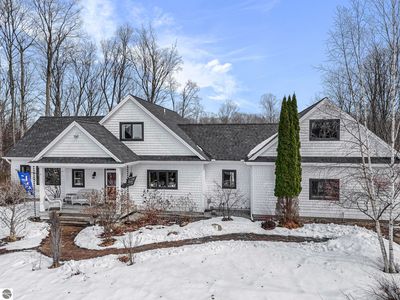 4077 E Yule Tree Ln, Lake Leelanau, MI, 49653