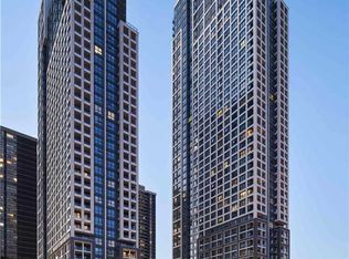 9 Mabelle Ave #1718, Toronto, ON M9A 0E1