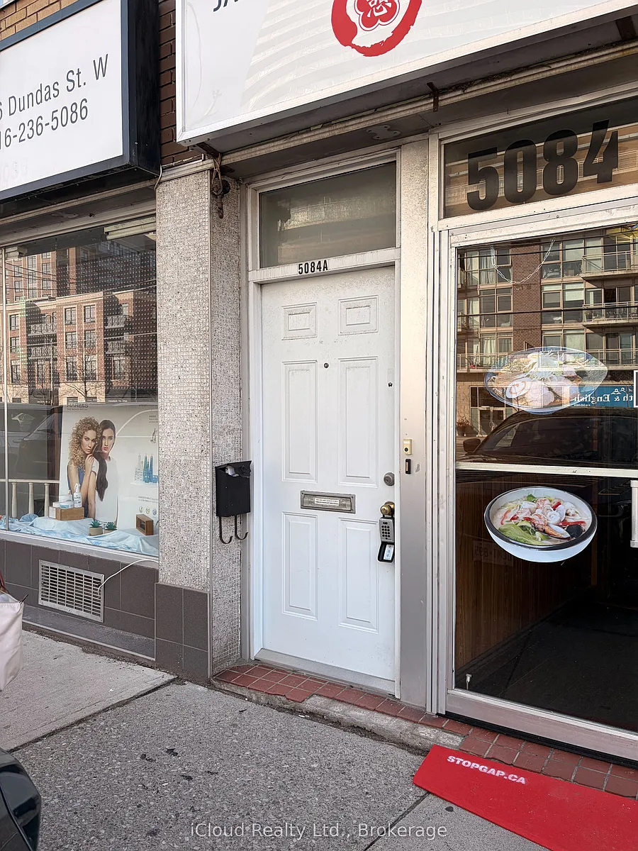 Building Photo - 5084 Dundas St W #2