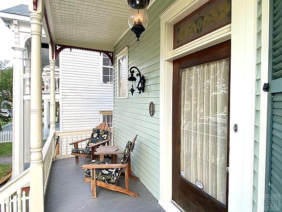 5th image of 1310 Sealy St