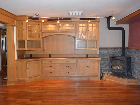 entertainment center