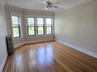 2417 W Sunnyside Ave #2, Chicago, IL 60625