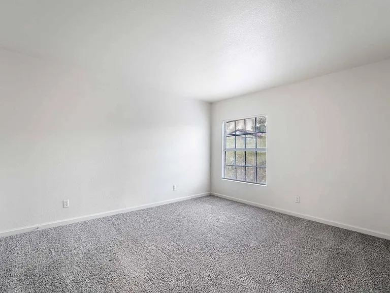 2608 Autumn Blaze Ave — Photo 25