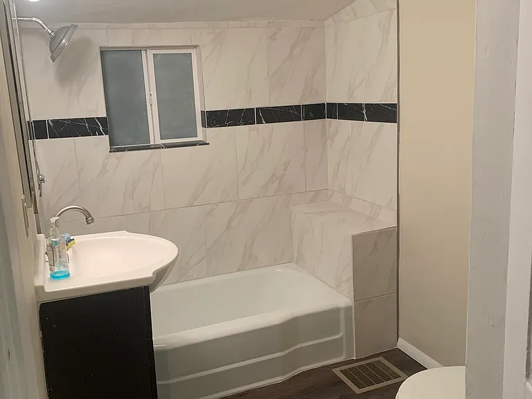 316 S Prairie Ave — Photo 5