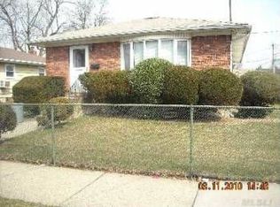 10419 212th St, Queens Village, NY 11429