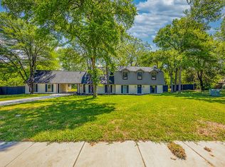 418 Willowbrook Dr, Duncanville, TX 75116