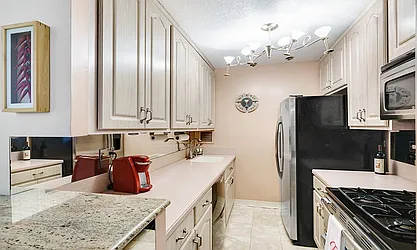 Rented by Vipler Realty