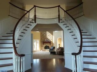 27 Belamour Dr, Washington Crossing, PA