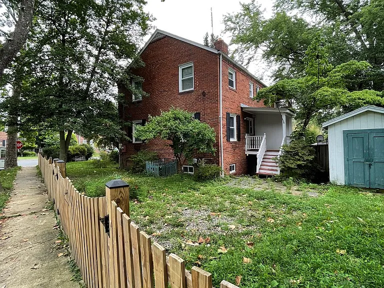 2528 N Winchester St — Photo 4