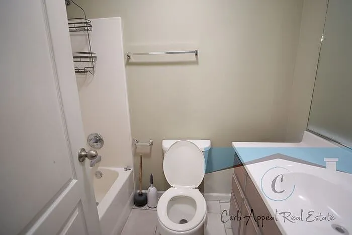 1007 Belt St #2 — Photo 14