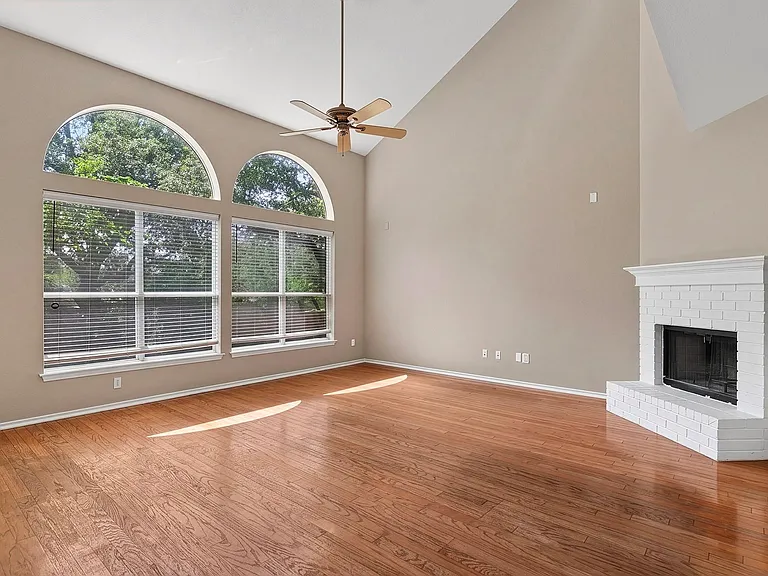 7021 Gentle Oak Dr — Photo 9
