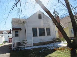 4350 Prasse Rd, South Euclid, OH 44121