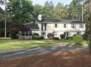 340 Indian Trail Dr, Southern Pines, NC 28387