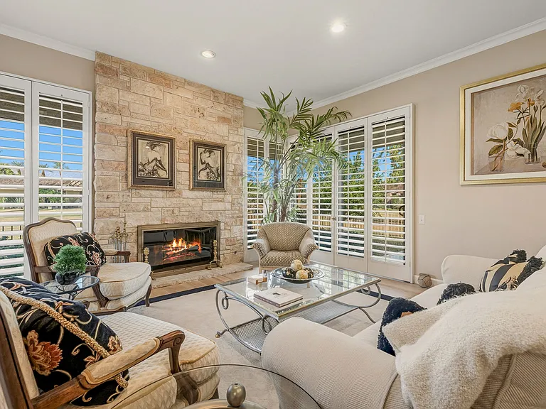10 Whittier Ct — Photo 30