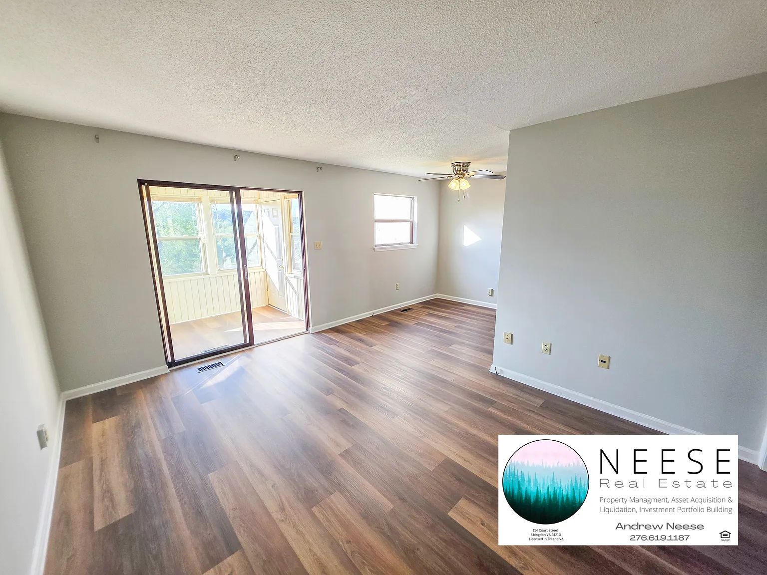 2 bed, 1.5 bath, 1000 sqft, $1,075 — Photo 3