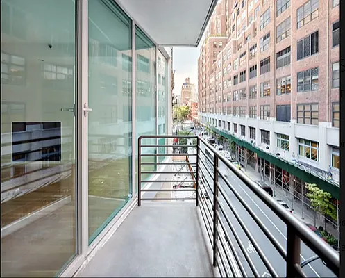 Rented by Compass | media 37