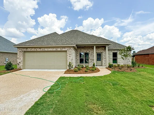 615 Post Oak Pl, Pearl, MS 39208