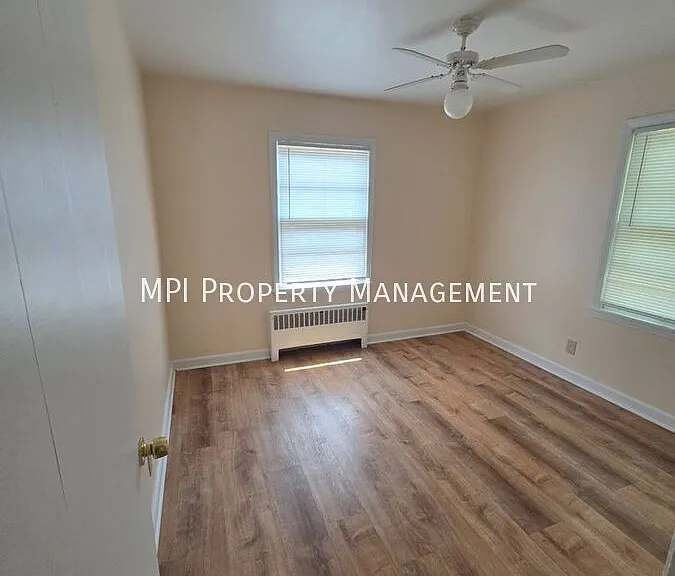 336 N 75th St #12 — Photo 8