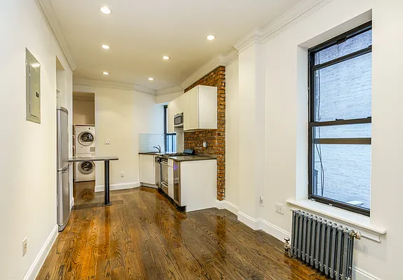 Rented by Dallien Realty Limited Liability Company | media 30