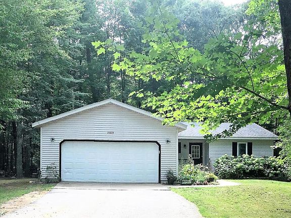 2nd image of 19273 Timberland Dr