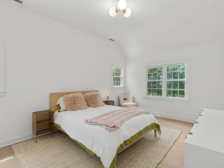 412 Millstone Rd — Photo 24