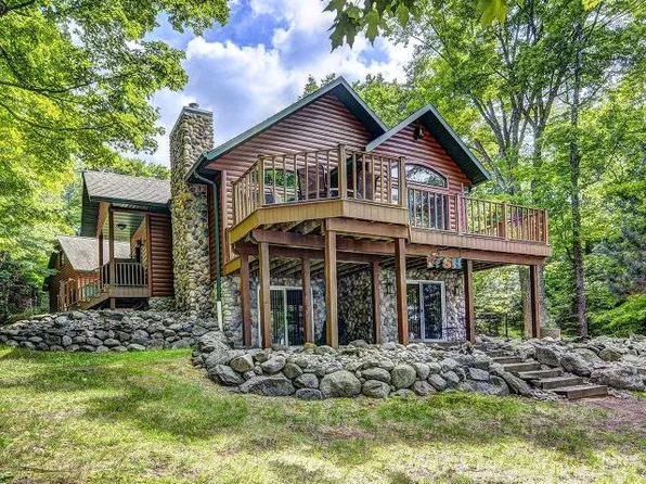 2996 Oak Ridge Ln, Phelps, WI 54554