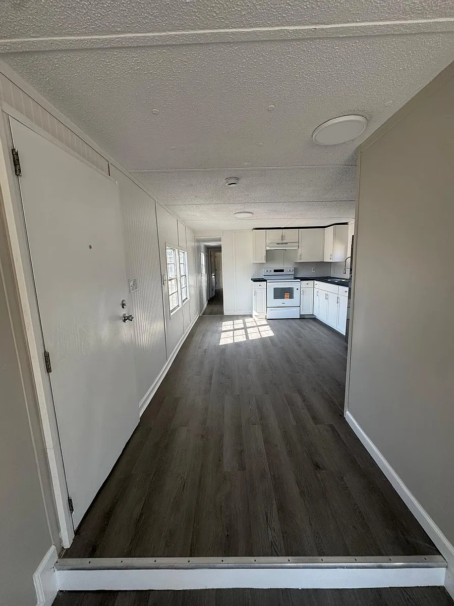 Building Photo - 3050 Alamac Rd #8