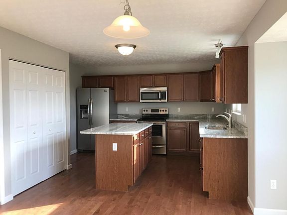 4th image of 3254 Brunsman Way