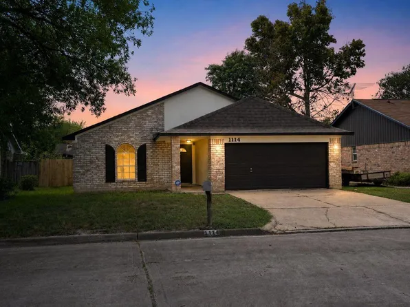 1114 Memorial Glen Dr, Humble, TX 77338