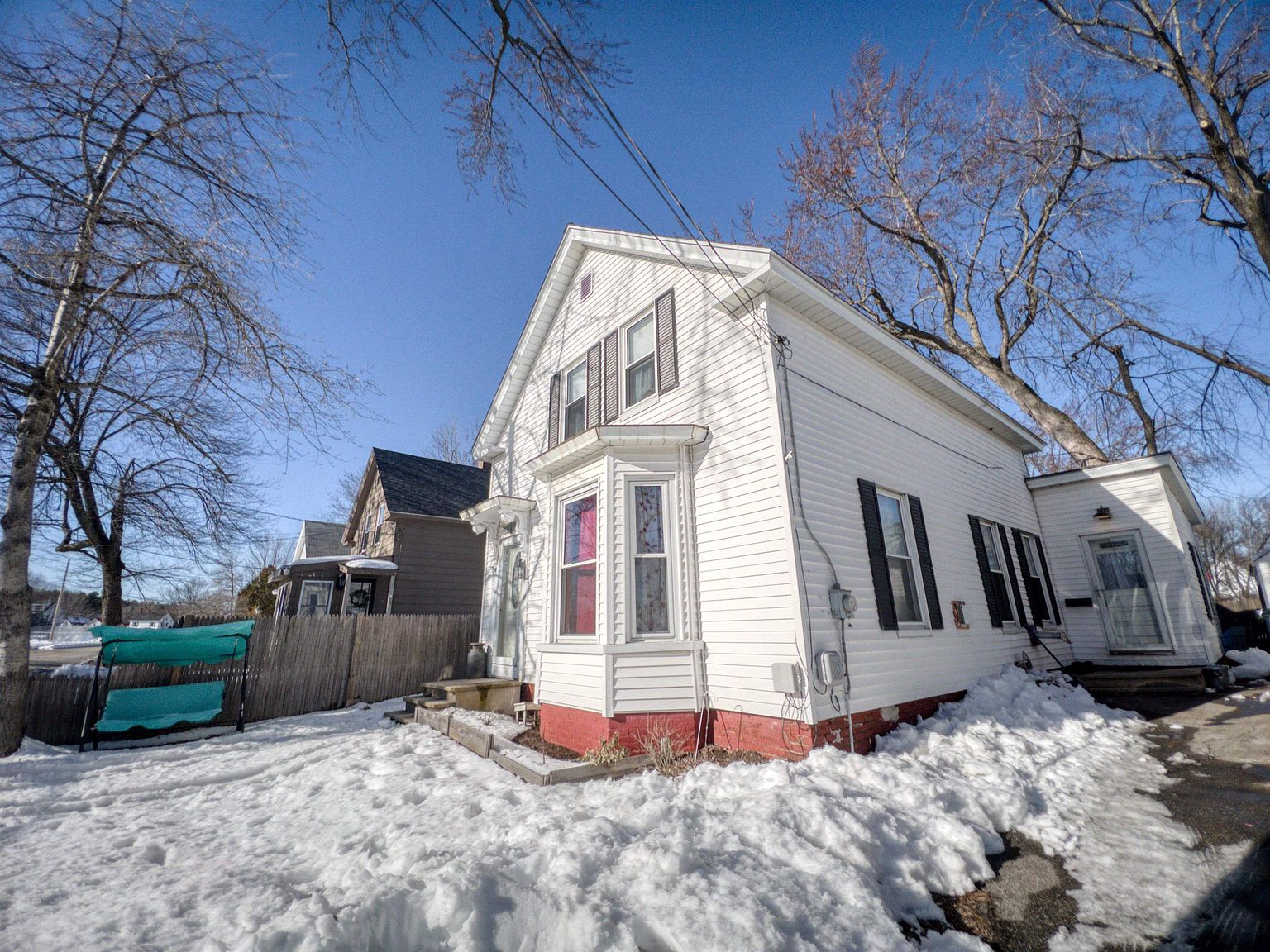 15 Allen Street, Rochester, NH 03867 Zillow