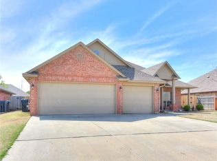 8608 NW 107th St, Oklahoma City, OK 73162