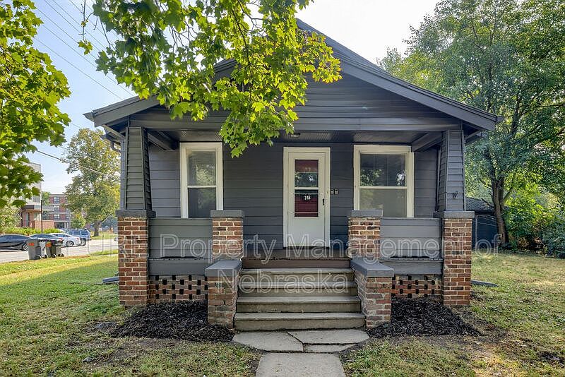 1st image of 748 N Platte Ave
