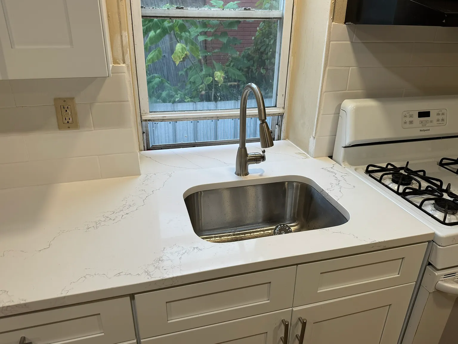 952 Kennedy Blvd — Photo 4