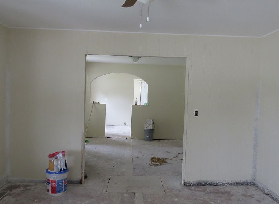 2nd image of 102 Lombardy Dr