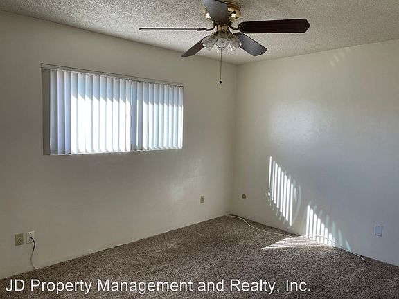 5th image of 1040 Greenfield Dr #El