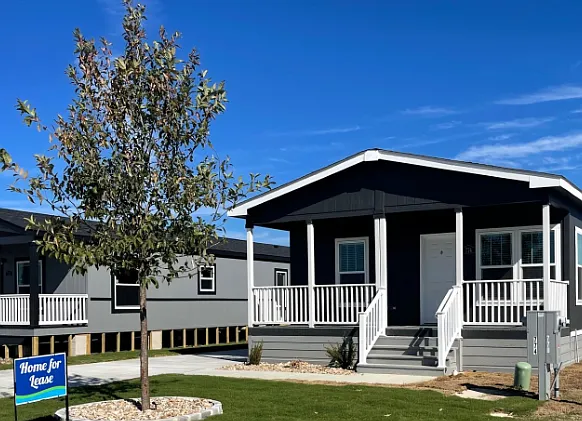 2952 Cabin St — Photo 1