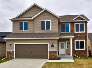 636 38th Ave E, West Fargo, ND 58078