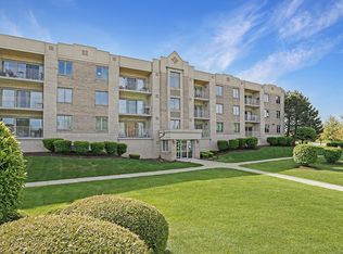 15705 Ravinia Ave UNIT 102, Orland Park, IL 60462